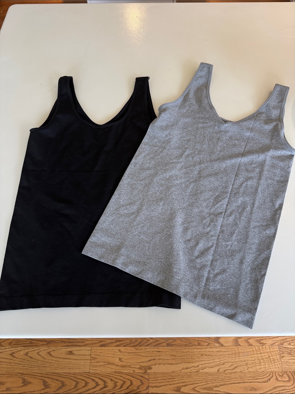 Zenana Classic Scoop and V Neck Tank Top - Black & Gray
